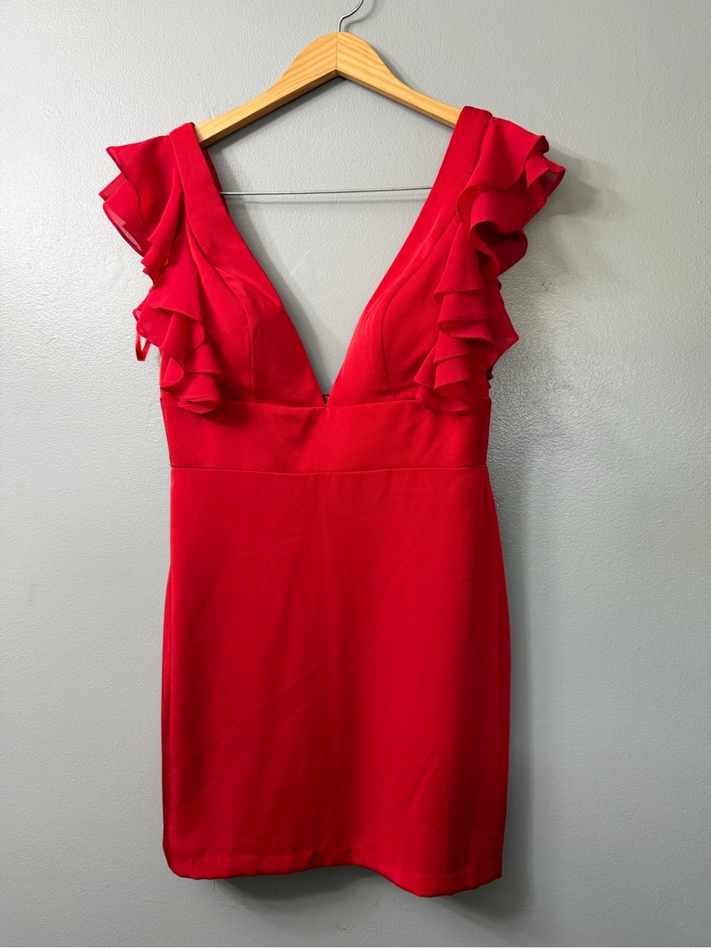 Mac Duggal RUFFLE SLEEVE FITTED MINI DRESS size 8